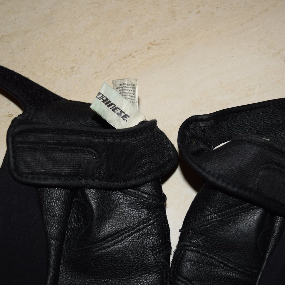 Mens Dainese riding gloves size L